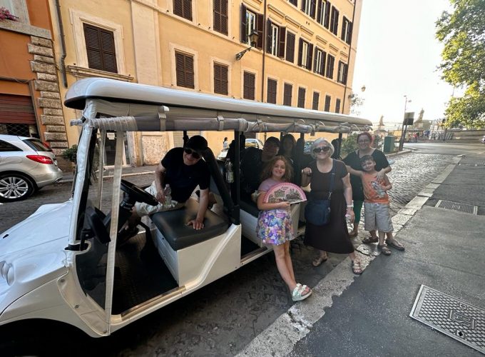 Discover Rome highlights by golf cart