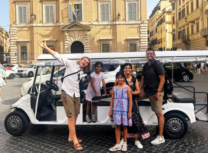 Discover Rome highlights by golf cart