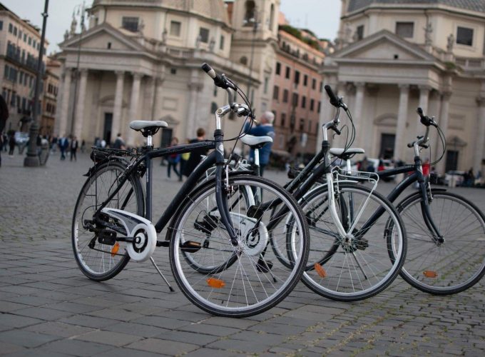 Guided Bicycle private tour, city center, Rome city