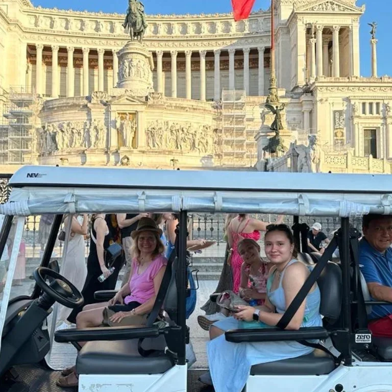 discover Rome by golf cart