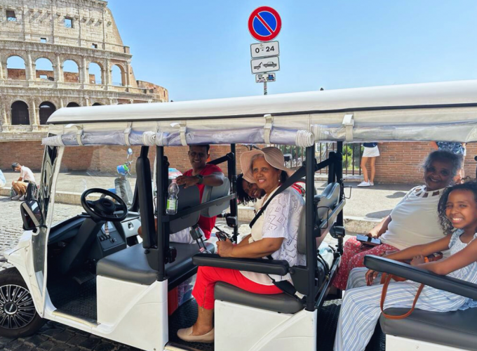 Rome sightseeing by golf cart