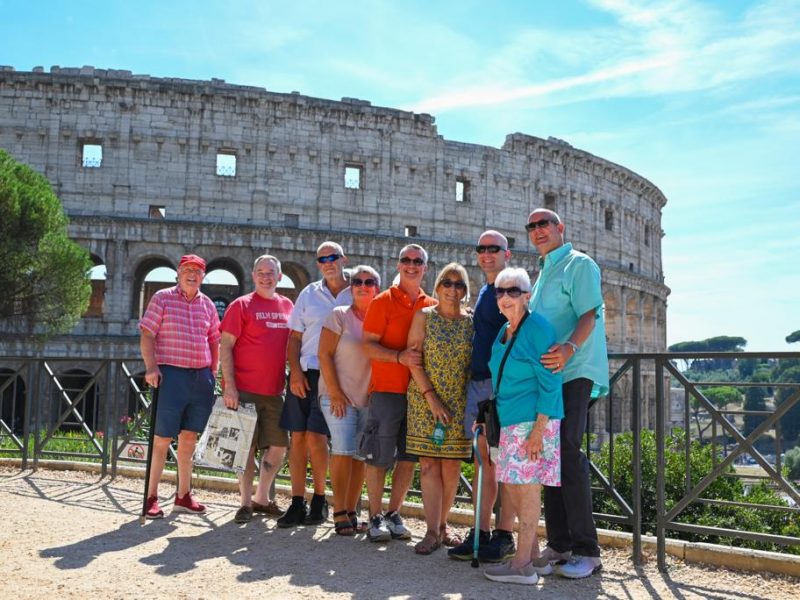 Explore Rome major attractions tour by golf cart