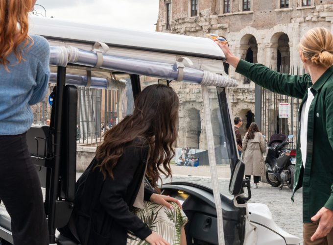 Top Rome Major Attractions tour by golf cart
